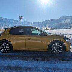 プジョー208 GTLine GTライン サンルーフ付 20.11〜車検2年弱有の画像