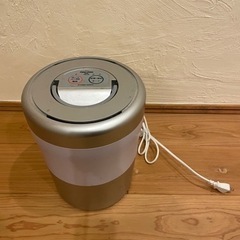 パリパリキューブライトα  家庭用生ごみ減量乾燥機の画像