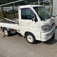 多数問合わせありがとうございました🙇‍♀️現在取引中なので、キャンセルになりましたら連絡致します🙇‍♀️ハイゼットトラックAT   切り替え式4WDの画像