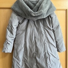 〖大幅値下げ‼️✨未使用品✨〗 レディースダウンコート Ｍサイズ 7ＡＲフード付き(元町ゼラール)の画像