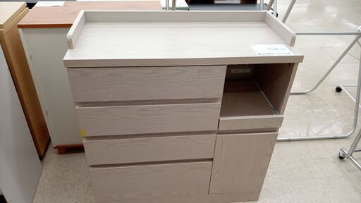 ★ジモティ割あり★ 輸入販売元(株)ベガコーポレーション レンジ台 アイボリー H90-95×D41.5×W90 クリーニング済み TJ4136