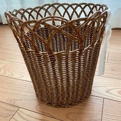 フラワーポット utile come in handyの画像