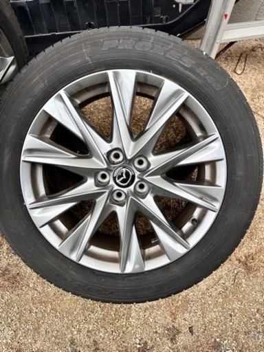 CX-8純正タイヤ　225/55R19