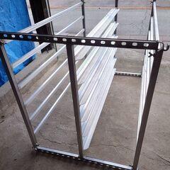 アルミ苗箱コンテナ　運搬用アルミコンテナ　軽トラ運搬用　V型　60枚対応の画像