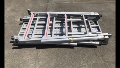 【値下げ！】脚立よりも安全！大型足場台　ナカオ楽舵18号　1.8m