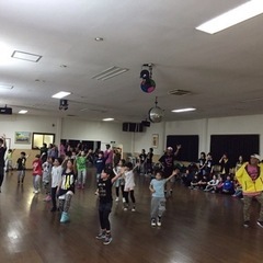流行りの曲を使って楽しくダンス🕺✨
