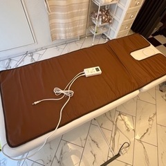 早い者勝ち！電動エステベッド＆備品一式！