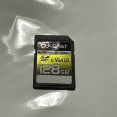 中古美品　SUNEAST SDカード　128gb