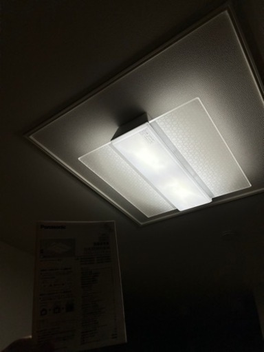 LEDシーリングライト　照明