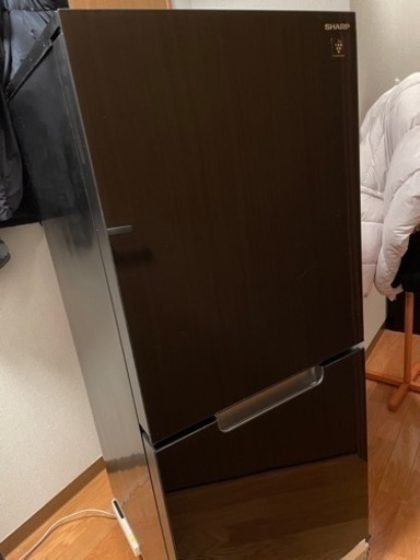 冷蔵庫シャープ152L/2021年製