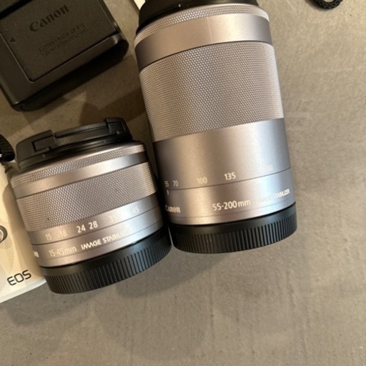 美品　eos kiss m2 ホワイト　レンズ、ケース、sdチップ付き
