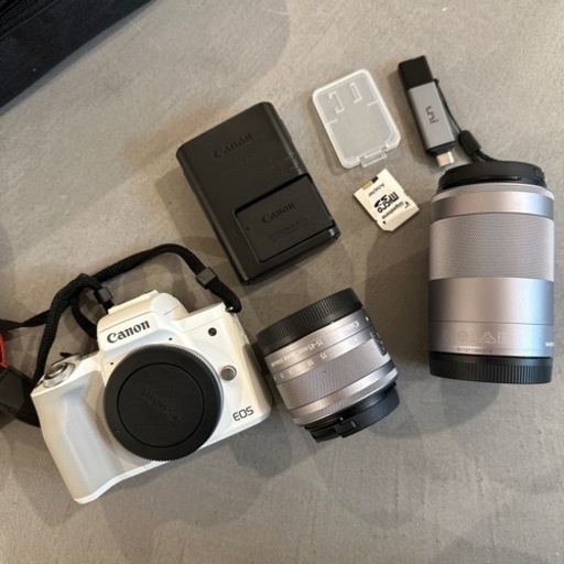 美品　eos kiss m2 ホワイト　レンズ、ケース、sdチップ付き