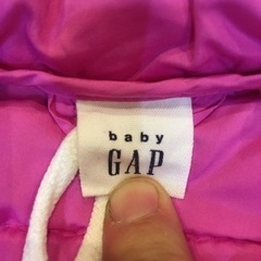 値下げました！babyGAP ダウンジャケット サイズ105cmの画像