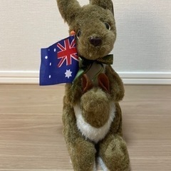 オーストラリア　カンガルーぬいぐるみ