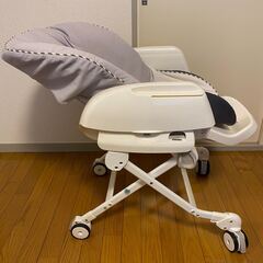 コンビ（COMBI） ハイローチェアの画像