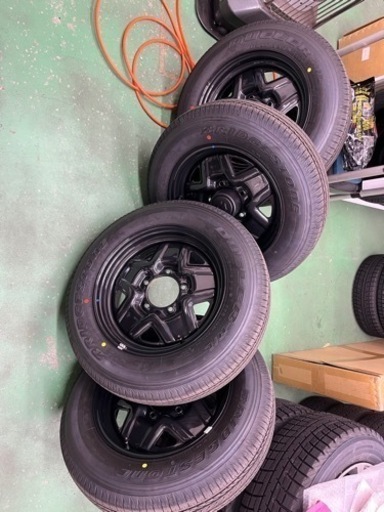 新型ジムニー　jb64 純正タイヤホイールセット