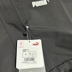 新品タグ付き　プーマ　ナイロンパーカーの画像
