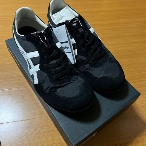 新品未使用　オニツカタイガー　セラーノ　28.0cm