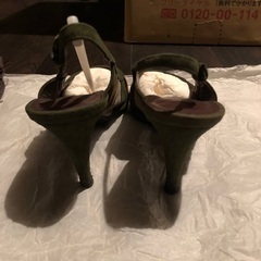 ブルーノマリ　パンプスの画像