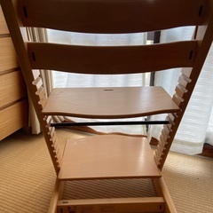 ベビーチェアSTOKKEの画像