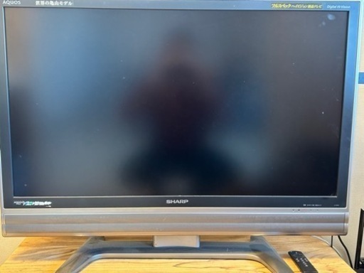 シャープ製　37インチ　2008年製テレビ