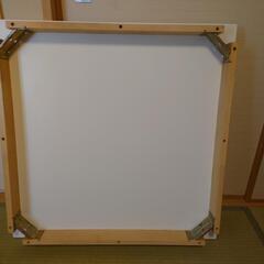 テーブル（白）　80✕80　高さ70cmの画像