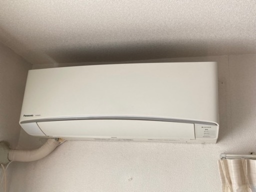 【受付終了しました】エアコン　8畳用　お掃除機能付き