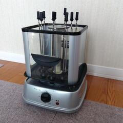 【未使用品】焼き鳥メーカー 自動で回る卓上無煙焼き鳥器 自家製焼...