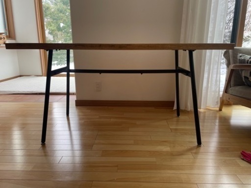 ダイニングテーブル