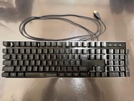 ゲーミングキーボード（有線）