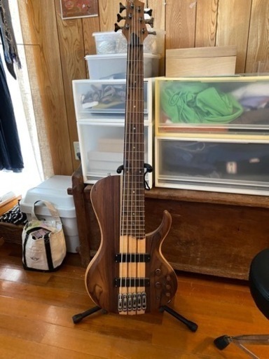 ibanez 6弦ベース　BTB