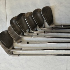 ゼクシオ　アイアンセット　SW〜#5 8本セットの画像