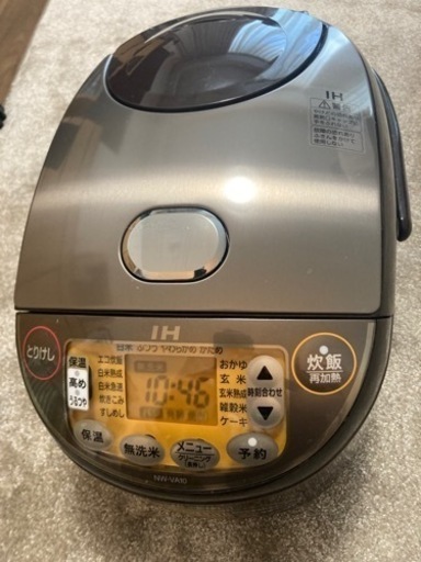 象印　5.5合　炊飯器　NW-VA10