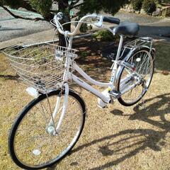 【お取引中】　値下げ！！　26インチ　3段変速　シティサイクル　自転車　白色の画像