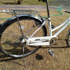 【お取引中】　値下げ！！　26インチ　3段変速　シティサイクル　自転車　白色の画像