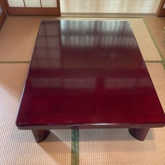 立派なテーブル　座卓　さしあげます
