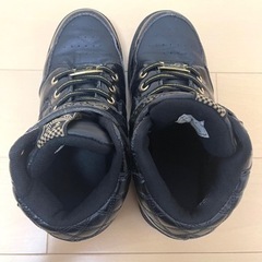 【中古品】 キッズレディースシューズ22cmの画像