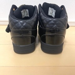 【中古品】 キッズレディースシューズ22cmの画像