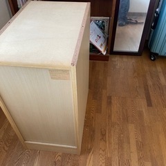 三段ケースの画像