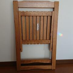 ダイニングテーブル (折りたたみイス×4, 引出しつき)の画像