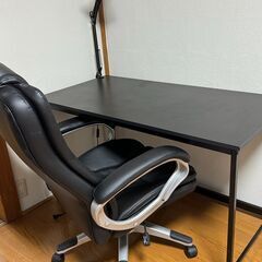 パソコンデスク　勉強机　０円 / ２月２６日期限　※値下げしまし...