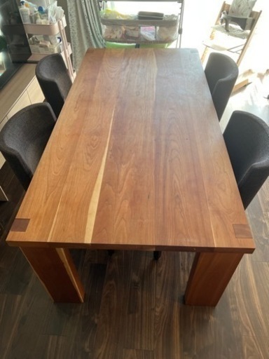 お決まり。180cmダイニングテーブル&椅子4つ
