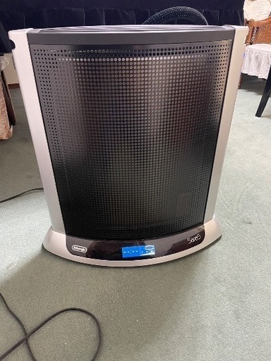 DeLonghi 遠赤外線ヒーター　SDH1200JN