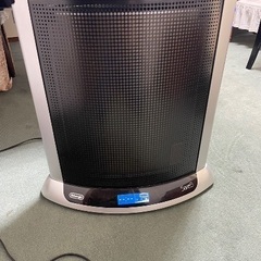 DeLonghi 遠赤外線ヒーター　SDH1200JN