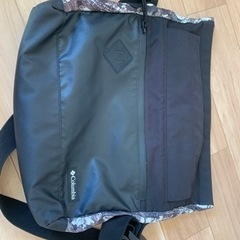 Columbia ショルダーバッグ
