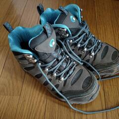 子供用トレッキングシューズ23.5