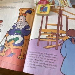 英語の巨大絵本などたくさんの画像