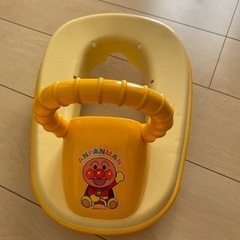 アンパンマン 幼児用補助便座　リッチェルスタンド　スリーコインズ...