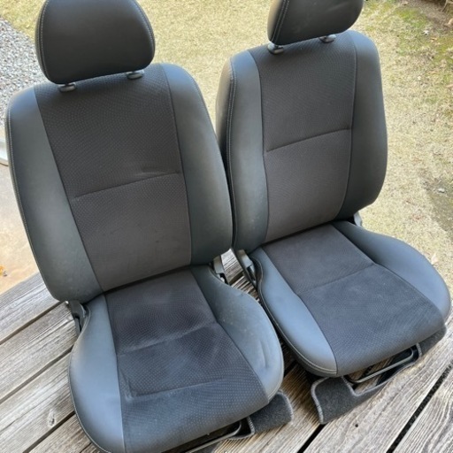 ハイエース　200系　シート