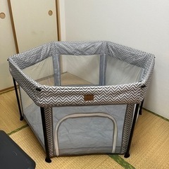 【お取引中につき受付停止します】ベビーサークル　洗える　たためる